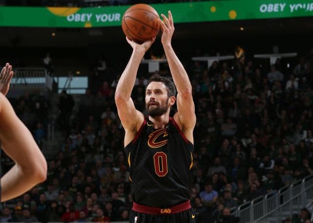 防线一直是 防线一直是